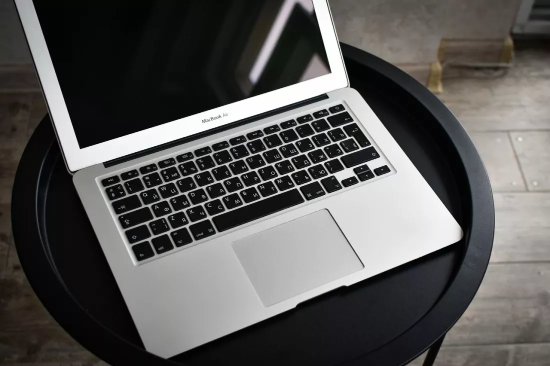 Na co zwrócić uwagę przy zakupie odnowionego MacBooka
