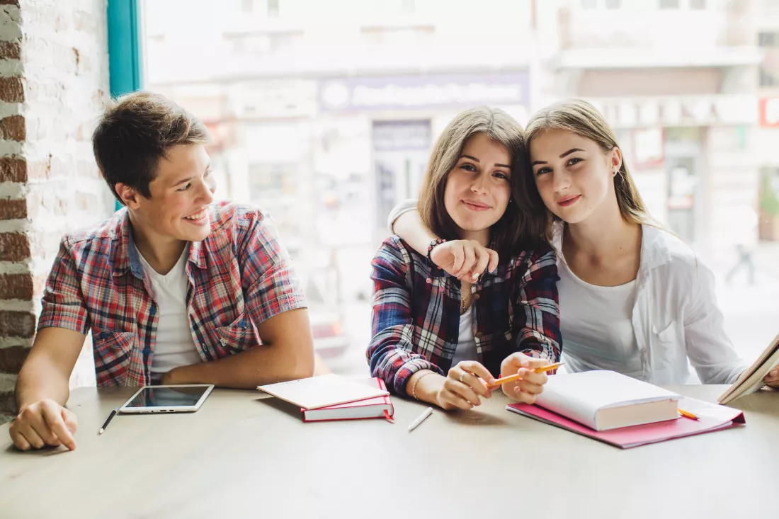 group-students-with-books-table